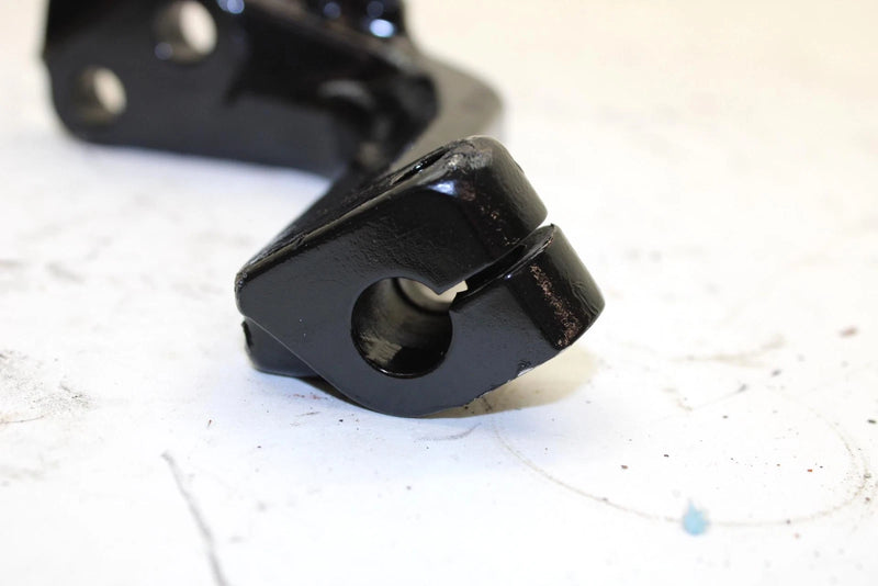 1988 Suzuki Quadrunner 250 Oem Front Right Knuckle Arm 51232-19B01 AS18