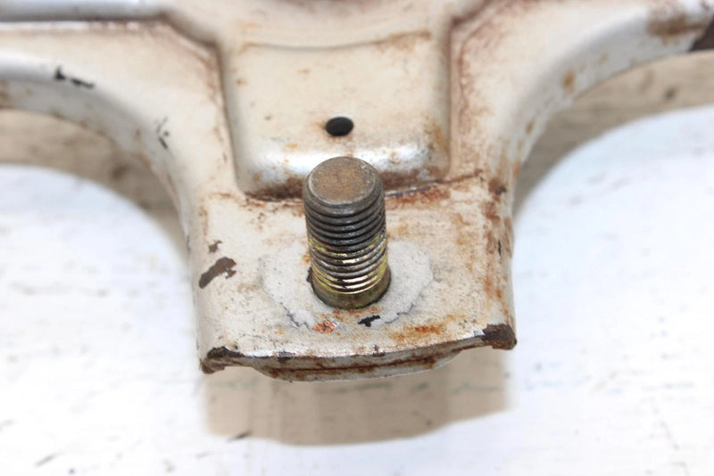 1992 Kawasaki Bayou 220 Oem Rear Wheel Hub  49030-1086 AK35