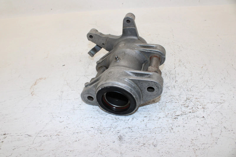 1988 Suzuki Lt 230 E Oem Rear Axle Housing 64720-25C00 AS7