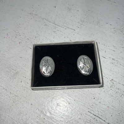 New Women’s Congress Leather Oval Silver Earrings. 93122 B-7