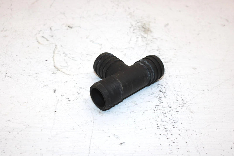 2011 Polaris Sportsman 800 Efi Oem Radiator T Connector 7052373 AP179