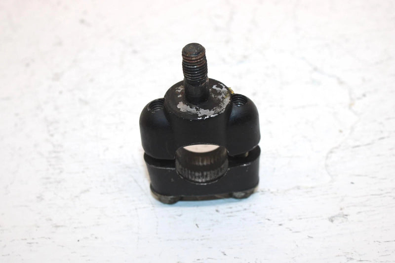 1986 Yamaha  Moto 4 Oem Handle Holder 1E6-23441-00-00 AY7