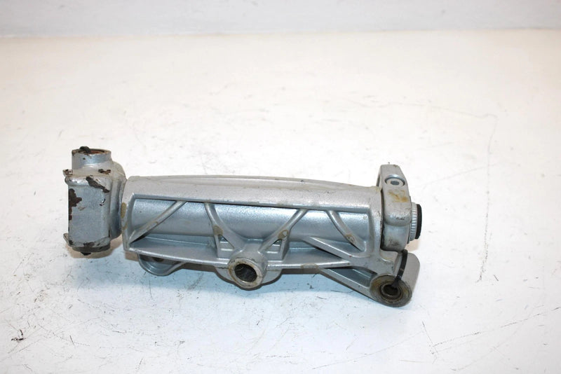 08 Arctic Cat F8 Sno Pro Efi Oem Right Steering Knuckle 2703-220 SA288