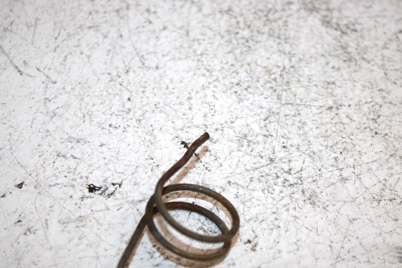 04 Polaris Predator Oem Rear Brake Lever Spring 7042185 AP62