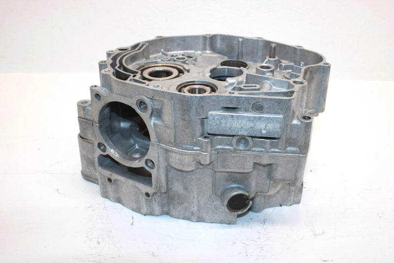 1999 Yamaha  Bear Tracker 2wd Oem Crankcase 4BD-15100-12-00 AY50