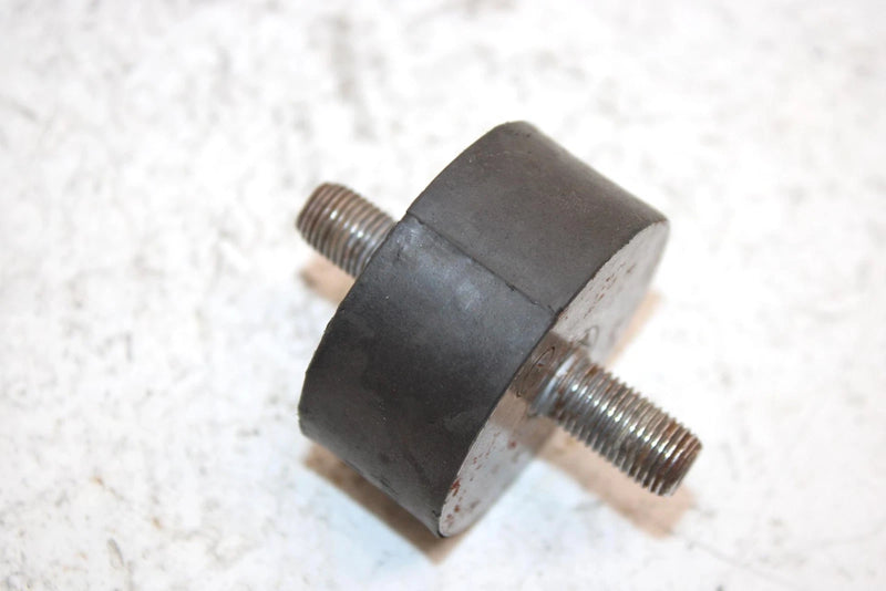 2001 Polaris Magnum 325 Oem Engine Mount Dampner 3110068 3022074 AP98