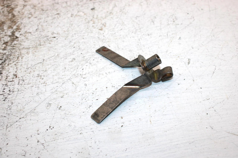 1993 Kawasaki Bayou 300 Oem Fuel Tank Bracket 92037-1982 AK24