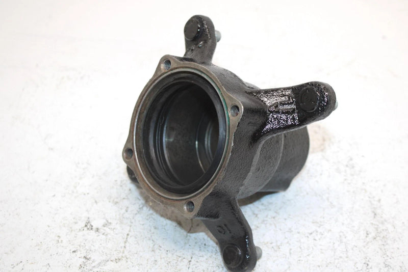 1998 Polaris Magnum 425 4x4 Oem Front Hub 1520243 AP161