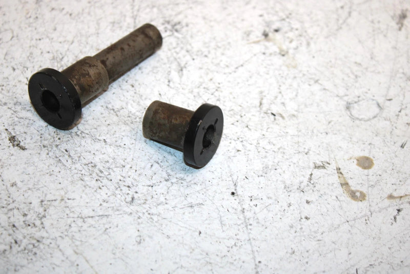 95 Arctic Cat Zr 580 Oem Spindle Pivot Bushing Assembly 0603-061 0603-523 SAS12