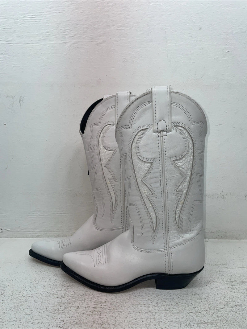 New Women’s White Kenny Roger’s Cowboy Boots. 40347 5 M. 2-151
