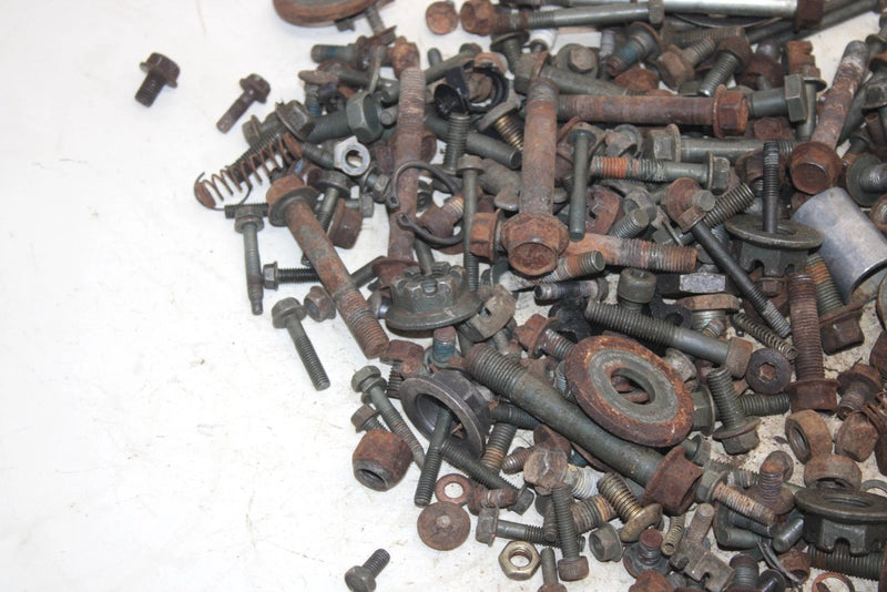 05 Yamaha  Bruin  4wd Hunter  Oem Nut Bolt Spacer Hardware Kit  AY38