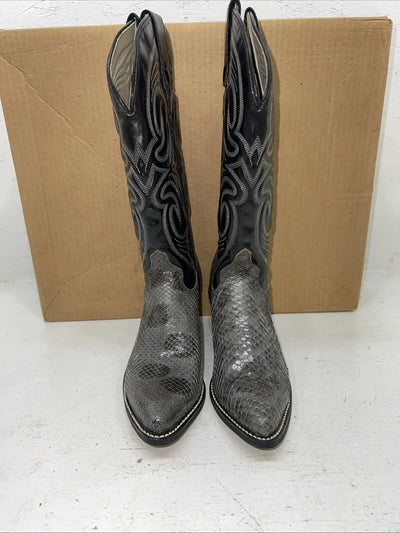 New Women’s Black Snakeskin Capezio Cowboy Boots. L 902 6 M. 20-94