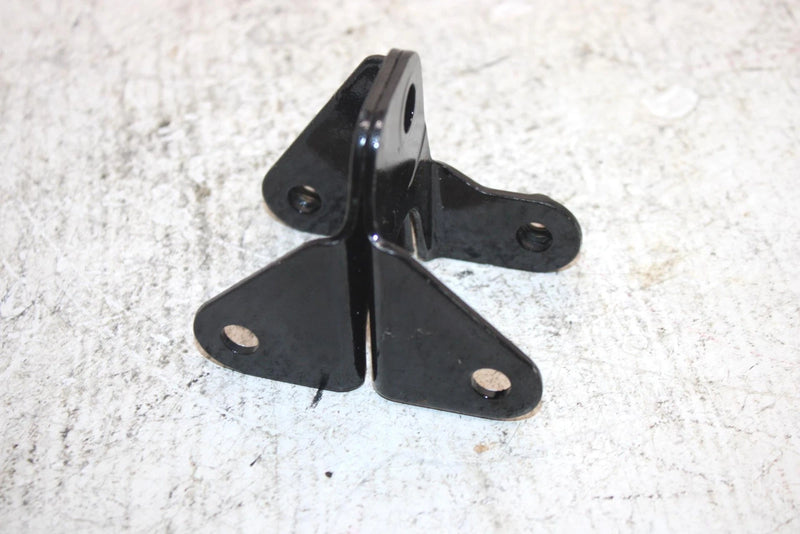 1998 Honda Foreman Fourtrax Oem Lower Engine Hanger 50363-HM7-000 AH35
