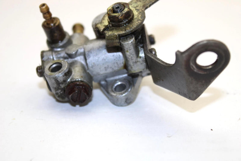 1994 Yamaha Vmax 600 Oem Oil Pump 8CA-13100-01-00 Q2472