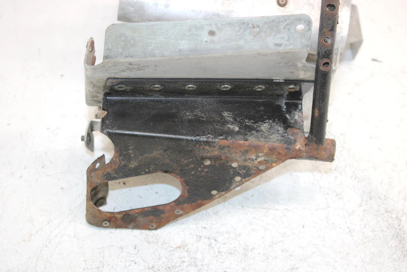 92 Polaris 500 Oem Right Footwell 2200254 SP52