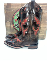 New Women’s Brown Laredo Cowboy Boots. 5675 6 M. 20-116
