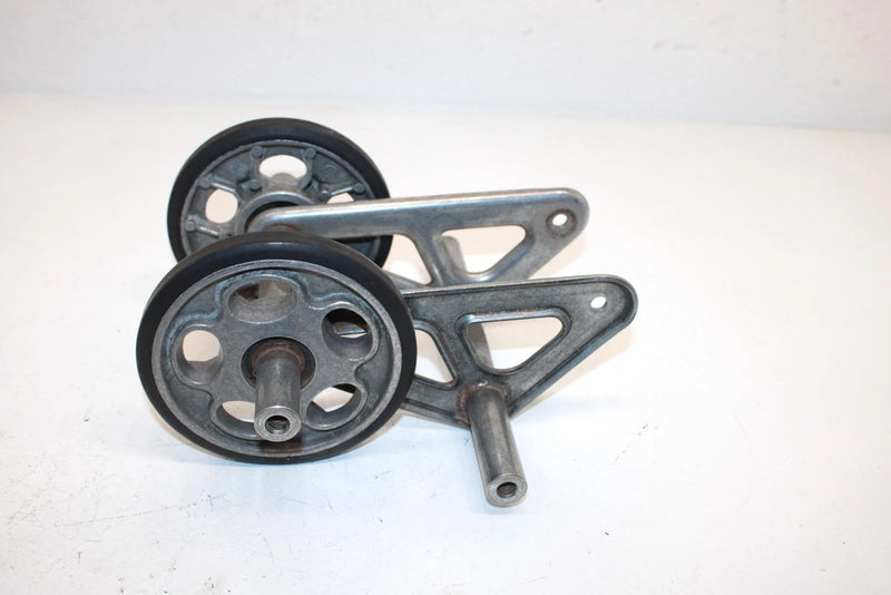 94 Yamaha Vx500 Oem Front Skid Bracket Set 8AX-47418-00-00 SYS