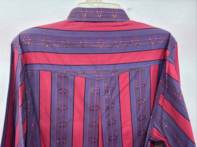 New Women’s Wrangler Pink Purple Long Sleeve Button Up Large LL-41