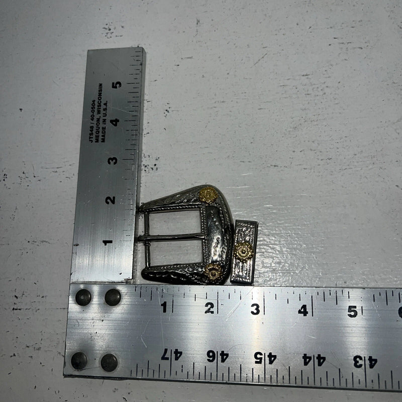 New Women’s Gold Silver Belt Loop And Buckle. 050586 A-127