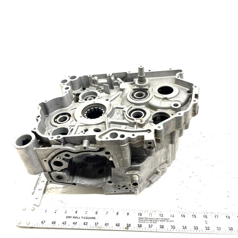 2003 Bombardier Traxter 500 4x4 Automatic OEM Crankcase 711295881 AB15.1
