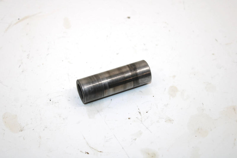 1996 Yamaha Vmax 600 Xt Oem Wrist Pin 8CA-11633-00-00 Q4130