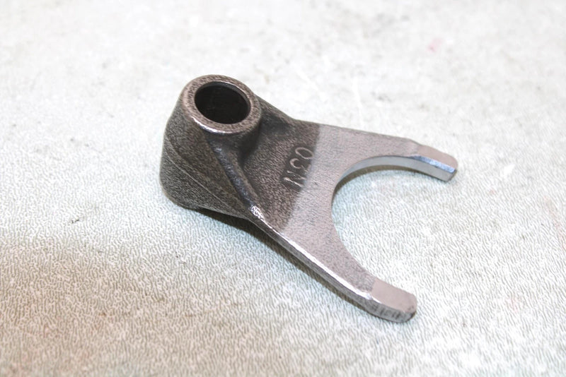 2006 Polaris Outlaw 500 Oem Left Shift Fork 3089709 AP4