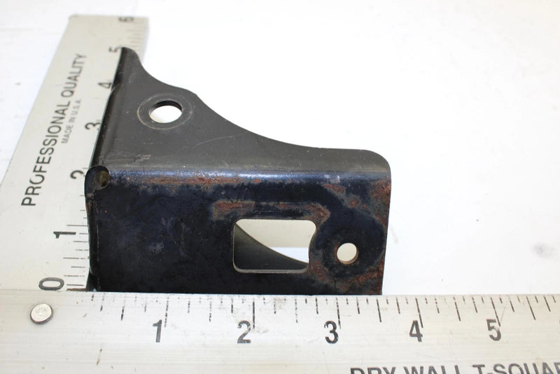 2005 Ski-doo Mach Z 1000 Oem Right Shock Bracket 518324148 SS81
