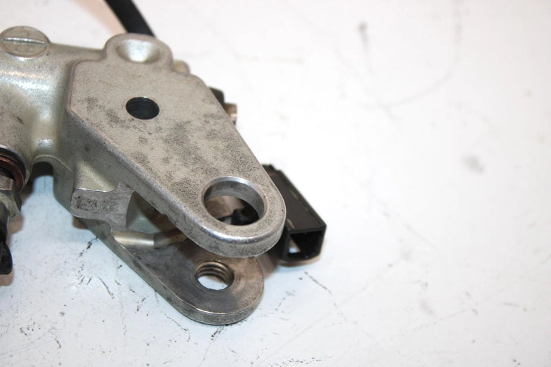 16Can-am OutlanderLMax 450 Efi Dps Oem RearBrake Master Cylinder 705601273 AB5
