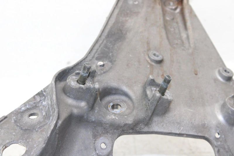 2013 Polaris 600 Rush Pro R Oem Right Bulk Head 1018520 SP29