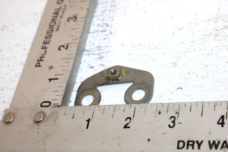 1993 Kawasaki Bayou 300 Oem Handlebar Cover Bracket 11045-1925 AK24