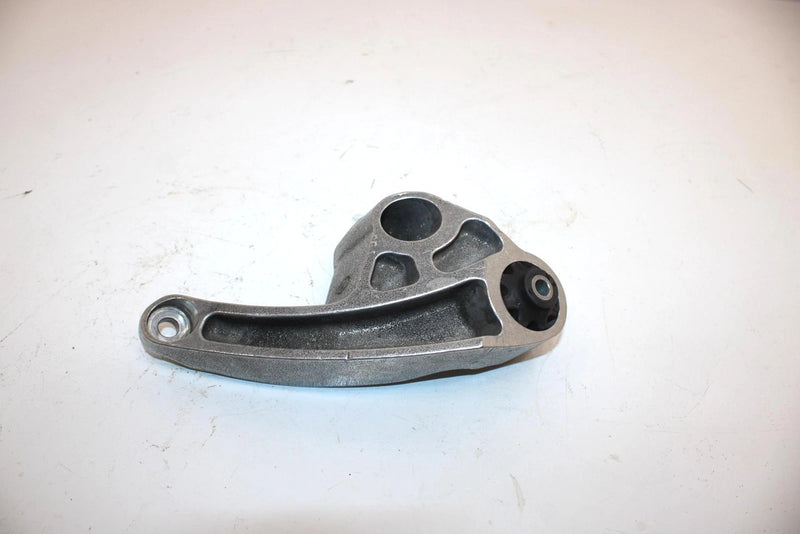 12 Arctic Cat M1100 Turbo Sno Pro 162 Oem Right Rear Engine Mount 0708-574 SA8