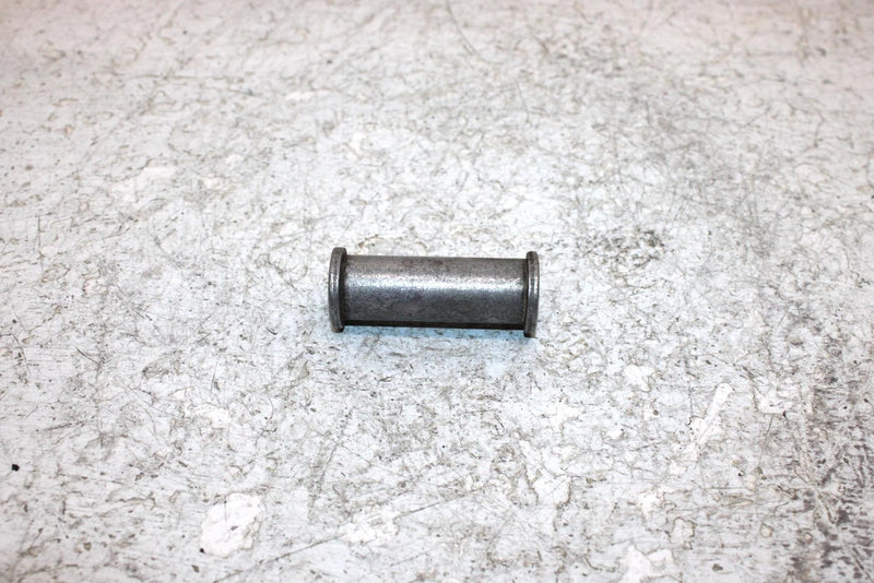 1998 Suzuki Quadrunner 250 Oem Left Engine Spacer 11610-19B00 AS13