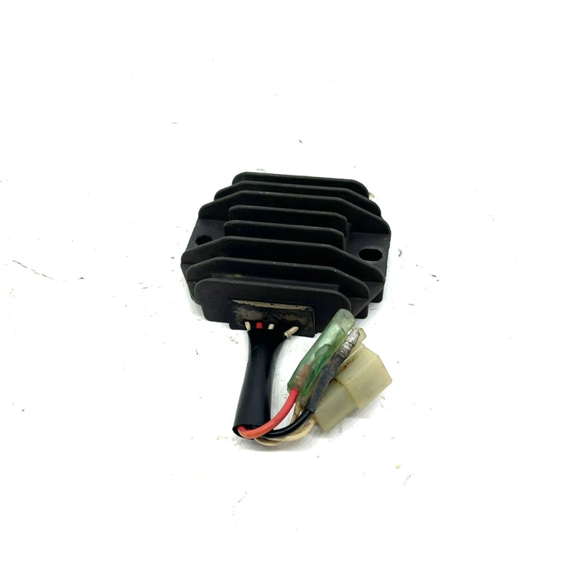 2002 Yamaha Big Bear 400 YFM400 OEM Voltage Regulator 4KB-81960-02-00 AY52