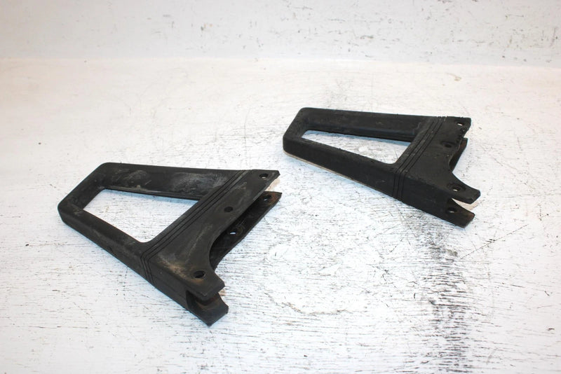 1997 Yamaha Venture Tr Oem Rear Bumper Grab Bar 8X0-77571-00-00 SY15