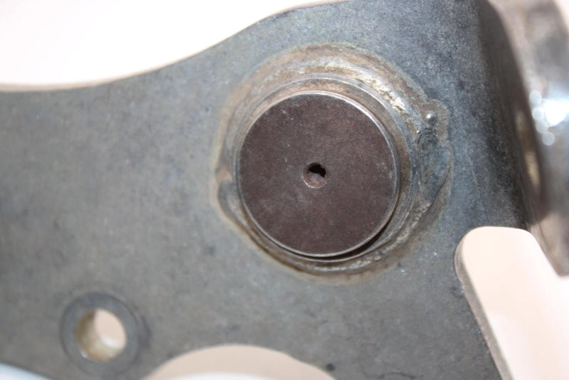 03 Bombardier Rally 200 Oem Right Steering Knuckle 709400109 AB2
