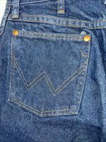 New Men’s Cowboy Cut Wrangler Classic Fit Denim Jeans. 11/12-36 F-35