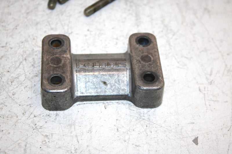 2001 Polaris Magnum 500 Oem Handlebar Clamp Mount W/Bolts 2200774 AP121