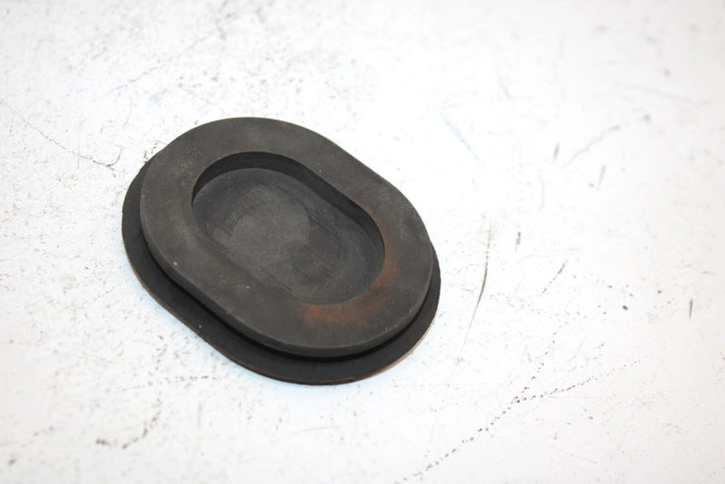 03 Polaris Supersport Edge Oem Plug Hole Oblong 5433926 SP131