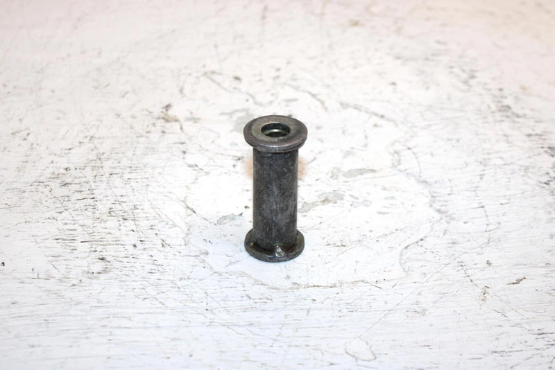 1982 Honda Atc200 Ea Big Red Oem Engine Mount Spacer (Short) 50250-958-680 AH64