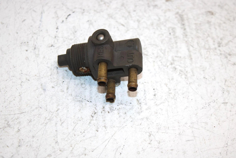 1998 Yamaha Waverunner Gp800 Oem Fuel Petcock Selector 65U-24500-00-00 JY9