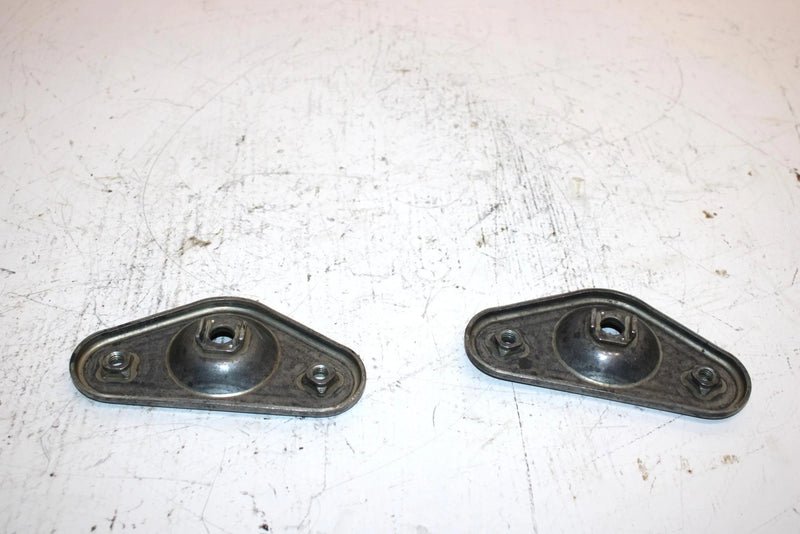 88 Yamaha Excel Iii Oem Rear Skid Mount Pair 8Y3-47425-00-00 SY12
