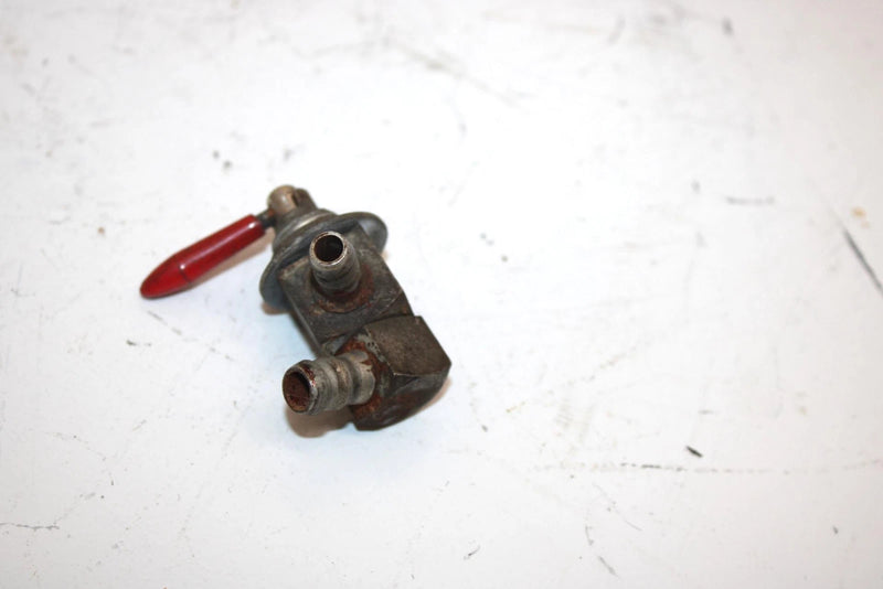 97 Polaris Xcr Se 600Oem Fuel Shut Off Valve 7051016 SP157