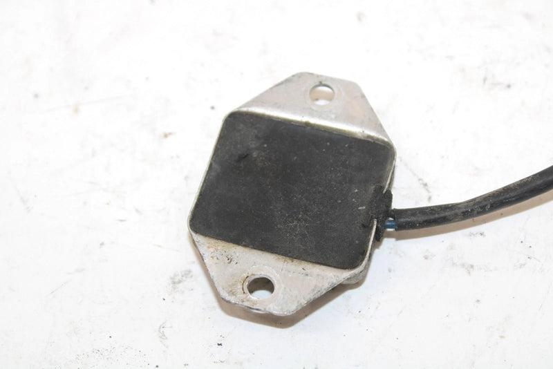1989 Yamaha Srv Oem Voltage Regulator 82M-81910-A0-00 Q4364