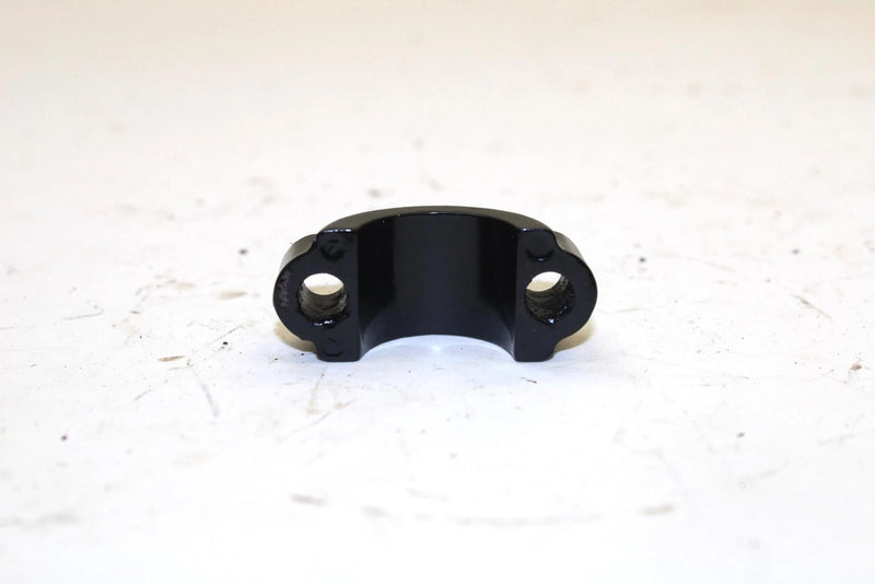1992 Suzuki King Quad 300 Oem Master Cylinder Clamp 59671-36500 AS19