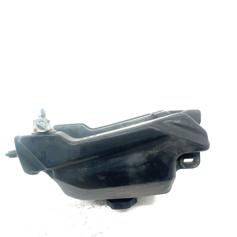96 Yamaha Big Bear 350 YFM350FW 4x4 OEM Fuel Gas Tank W/Cap 2HR-24110-01-00 AY55