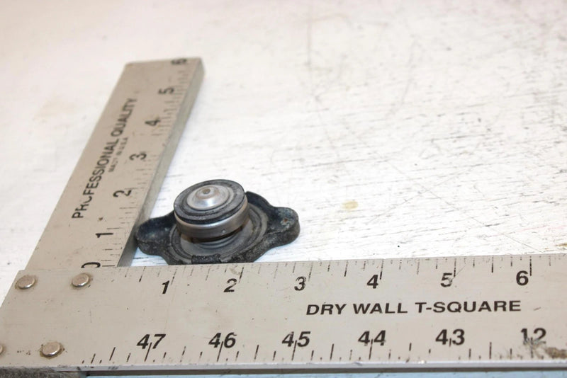 1997 Yamaha Vmax Sx 700 Triple Oem Radiator Cap 4FL-12462-00-00 SY10
