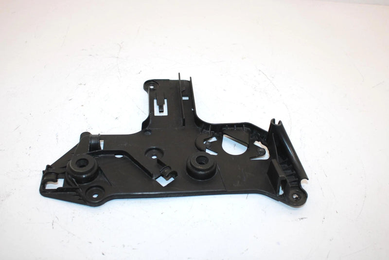 18 Ski-doo Mxz X 600r E-tec Oem Airbox Support 512061274 SSS1