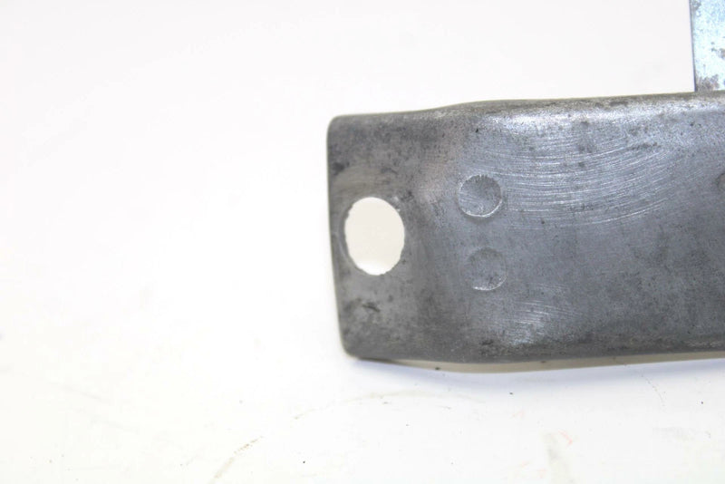 89 Yamaha Inviter OEM Battery Hold Down Bracket 81E-82136-00-00 SY56