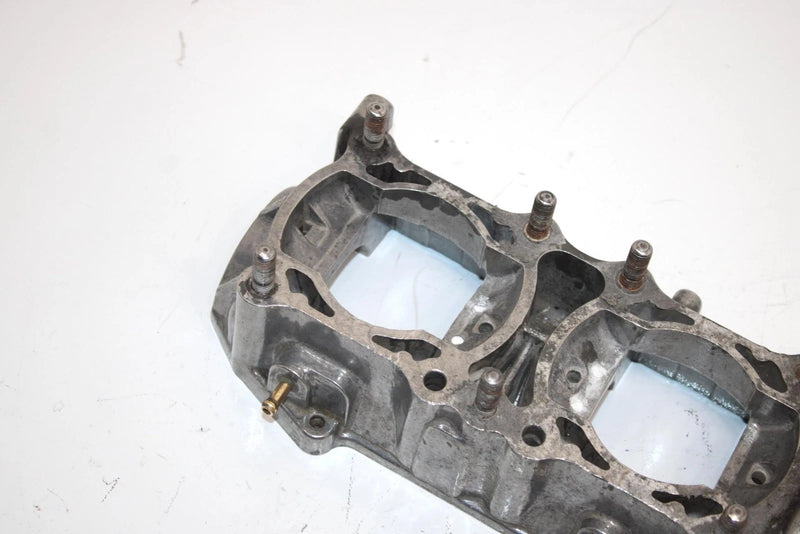 92 Polaris 440 Oem Crankcase W/Studs 3084609 3083793 SP128