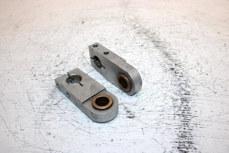 1999 Arctic Cat Zr 600 Oem Pivot Block Pair 0704-981 SA19